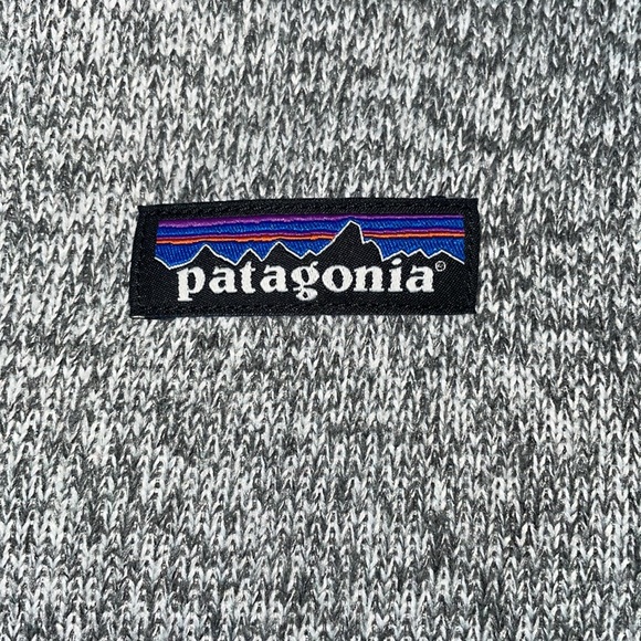 Patagonia grey 1/4 zip fleece pullover - Picture 3 of 4